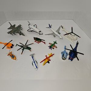 13pc Lot Of Avaition Toys, Mixed Brands